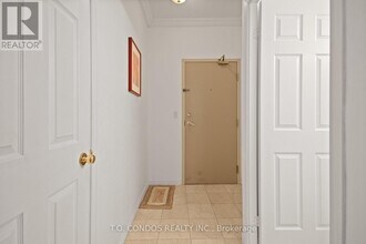 909 Bay St. in Toronto, ON - Building Photo - Building Photo