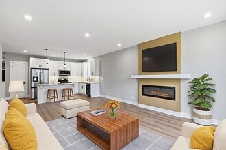 2718 Budd St in River Grove, IL - Foto de edificio - Building Photo