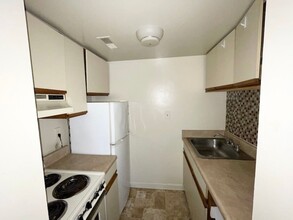 18 Pacific Dr in Hampton, VA - Building Photo - Building Photo