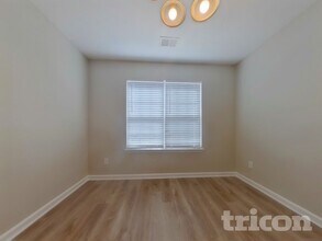 120 Lakeside Point in Covington, GA - Foto de edificio - Building Photo