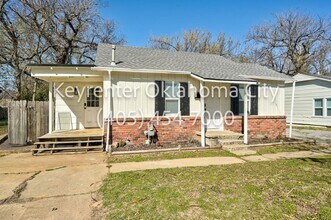 4913 N Willow Ave in Bethany, OK - Building Photo - Building Photo
