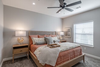 Encore at Lewis Ranch in Conway, AR - Foto de edificio - Interior Photo