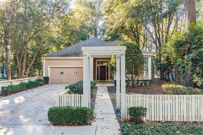 10166 SW 52nd Rd in Gainesville, FL - Building Photo - Building Photo
