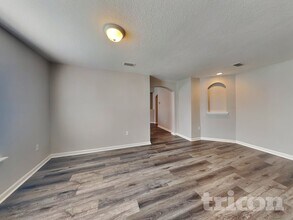 3266 Hidden Meadows Ct in Green Cove Springs, FL - Building Photo - Building Photo