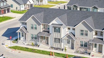 7 S Moonlit Rd in Mapleton, UT - Building Photo