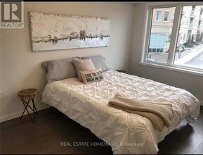 600 Alex Gardner Cir in Aurora, ON - Building Photo - Building Photo