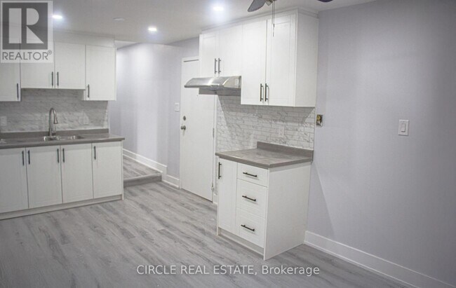 property at 173-173 Main St E