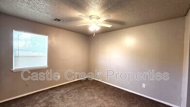 425 NW 120th St in Oklahoma City, OK - Building Photo - Building Photo