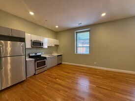 409 Dudley St, Unit 5 in Boston, MA - Building Photo