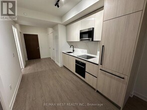 425 Front St E in Toronto, ON - Building Photo - Building Photo