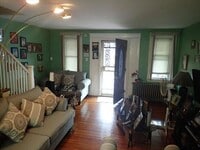 609 E Godfrey Ave