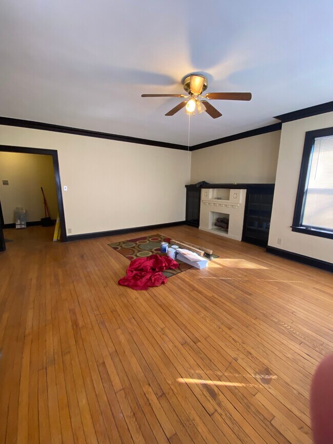 8019 S Carpenter St in Chicago, IL - Building Photo - Building Photo