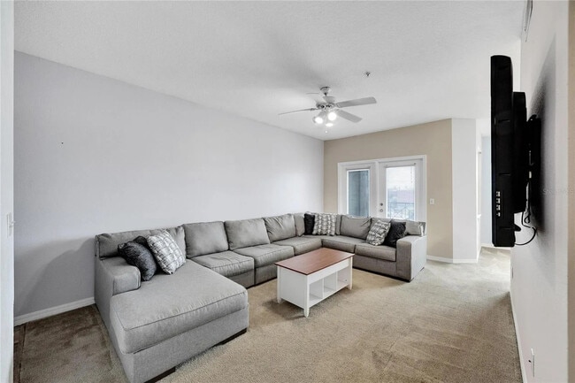 property at 2010 E Palm Ave
