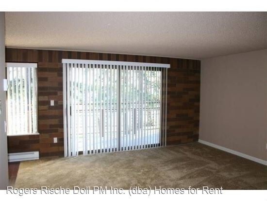 51 NW Columbia Dr-Unit -#205 in Oak Harbor, WA - Building Photo - Building Photo