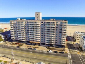 9400 Atlantic Ave in Margate City, NJ - Building Photo - Building Photo