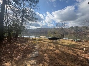 132 Cardinal Dr in Roswell, GA - Building Photo - Building Photo