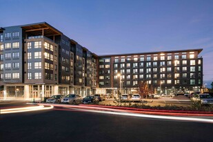 The Hixon at Westside Yard Apartamentos