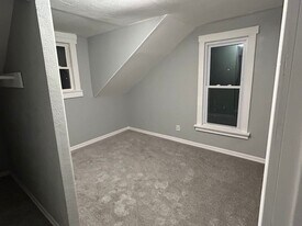 323 4th Ave NE in Brainerd, MN - Building Photo