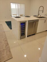 796 NE 208th Ln in Miami, FL - Building Photo - Building Photo