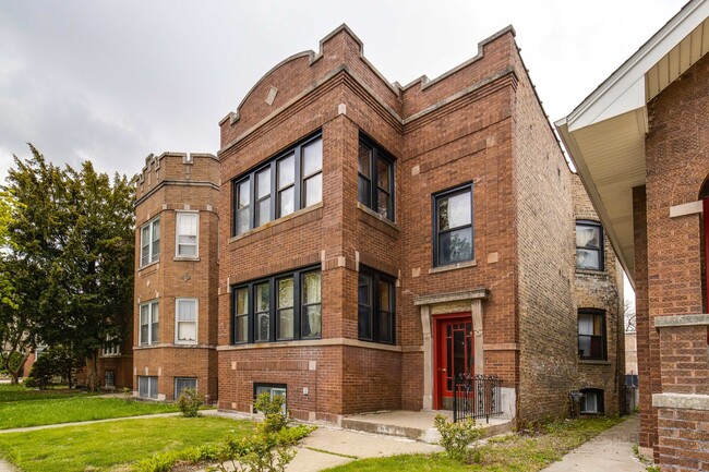 6438 N Campbell Ave in Chicago, IL - Building Photo - Building Photo