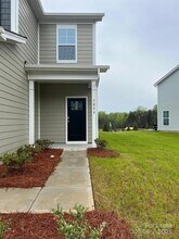 7899 Iron Rd in Sherrills Ford, NC - Building Photo - Building Photo