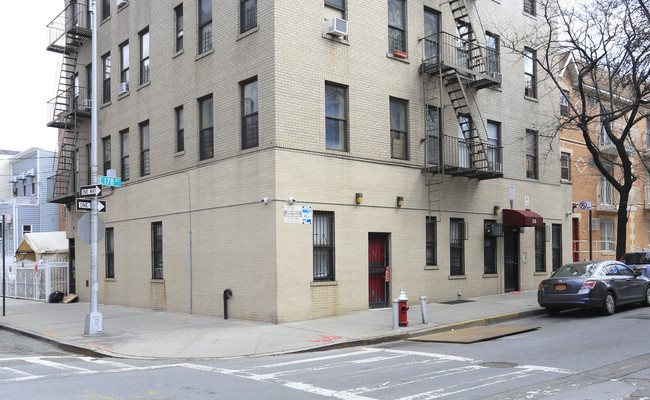 579 E 178th St in Bronx, NY - Building Photo - Building Photo