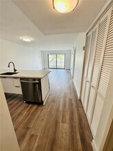 1025 Alton Rd in Miami Beach, FL - Building Photo - Building Photo