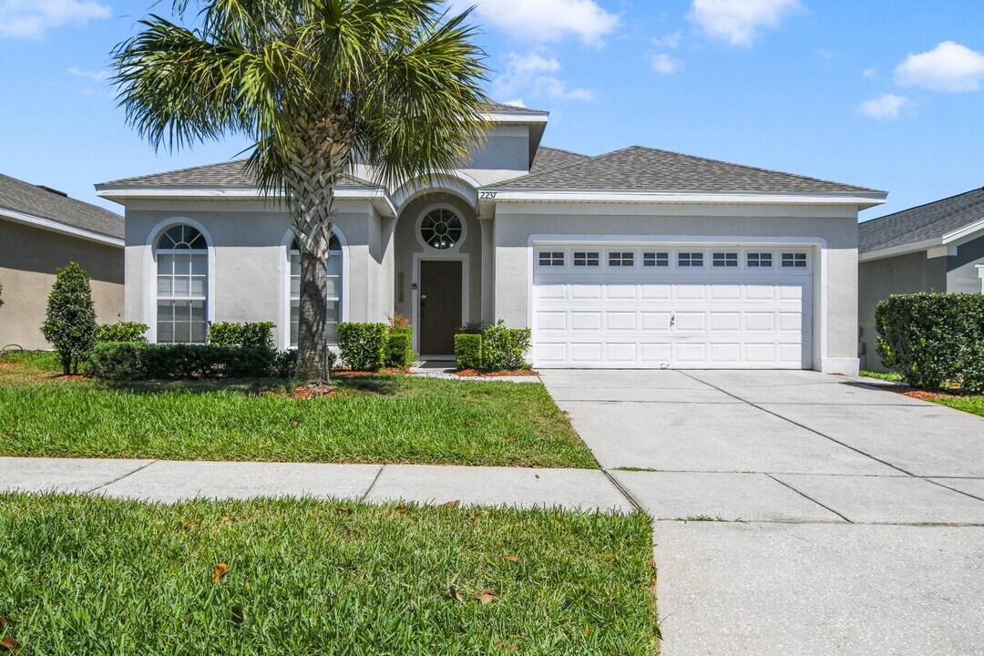 2237 Wyndham Palms Way in Kissimmee, FL - Building Photo