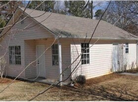 3425 Century Dr in Cumming, GA - Building Photo