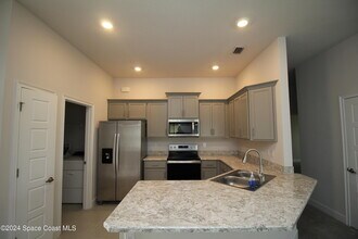 2513 Pinwherry St NW in Palm Bay, FL - Building Photo - Building Photo