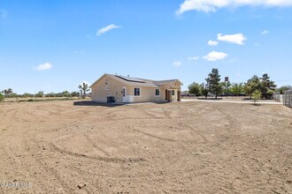 627 E Ave S-8 in Littlerock, CA - Building Photo - Building Photo