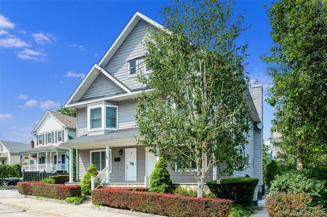 38 High St in Rye, NY - Building Photo - Building Photo