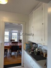 5 Winchester Rd in Newtonville, MA - Building Photo - Building Photo