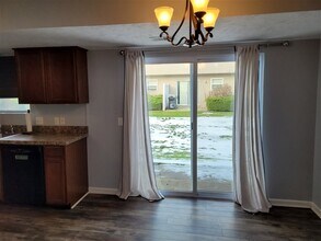 11959 Burning Bush Ct in Holland, MI - Building Photo - Building Photo