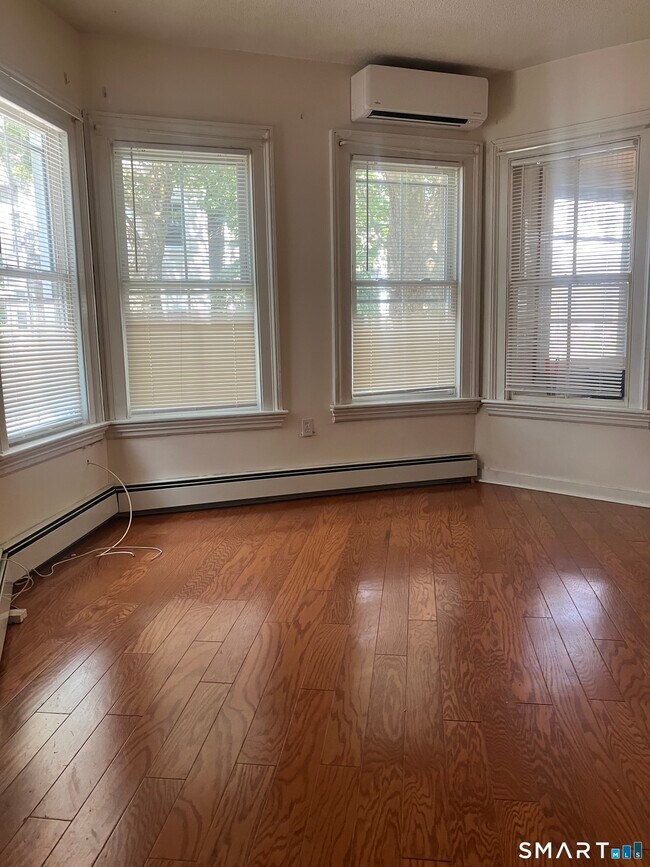 71 Nash St