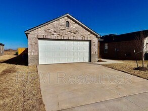 9313 NW 129th St in Yukon, OK - Building Photo - Building Photo