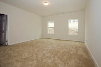 6408 Bunker Hill Dr in Raleigh, NC - Building Photo - Building Photo