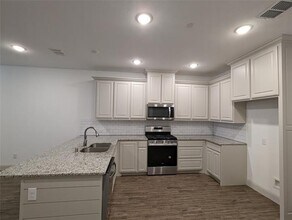 2654 Dodson St in Garland, TX - Building Photo - Building Photo