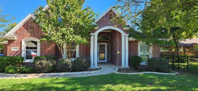 3819 Shorewood Dr in Arlington, TX - Building Photo