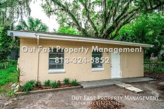 1805 1/2 E Sligh Ave in Tampa, FL - Building Photo - Building Photo