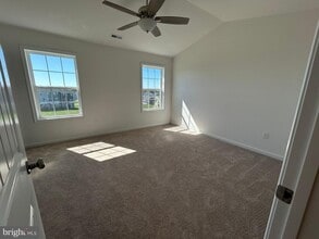 364 Avon Dr in Red Lion, PA - Building Photo - Building Photo