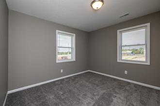 Legacy Apartments in Kansas City, MO - Foto de edificio - Interior Photo