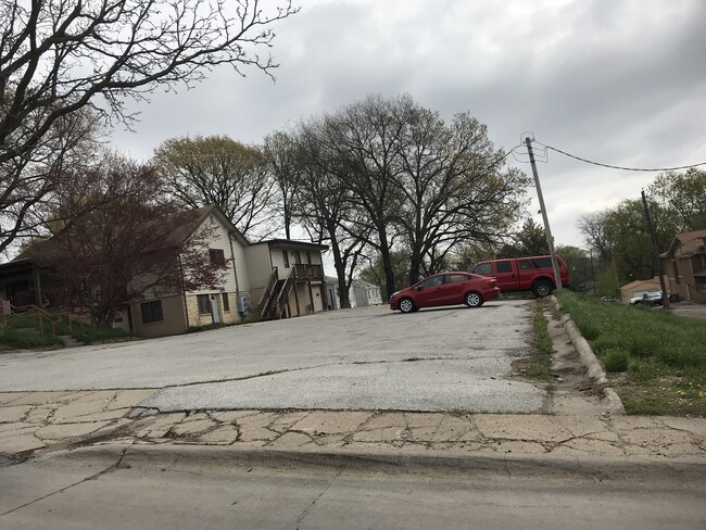 property at 807 W Mission Ave