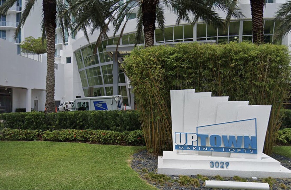 3029 NE 188th St, Unit 701 in Aventura, FL - Building Photo