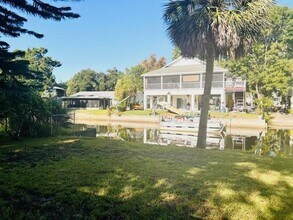 6125 Beacon Point Dr in Spring Hill, FL - Building Photo - Building Photo