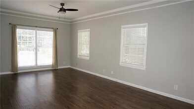 3763 Ashford Dunwoody Rd NE in Atlanta, GA - Building Photo - Building Photo