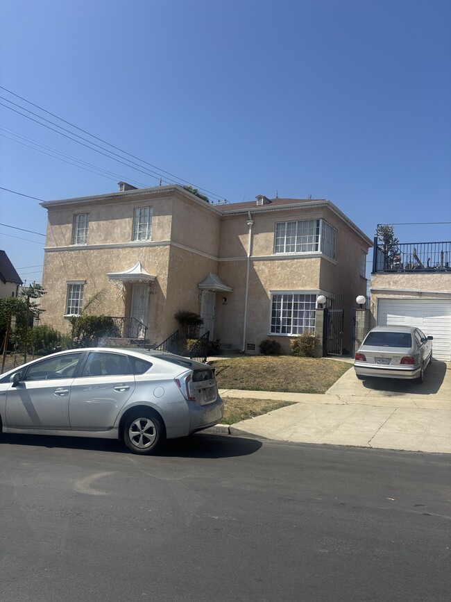 property at 4861 Dockweiler St