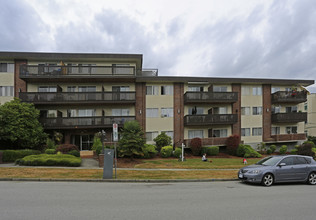 Mandalay Terrace in New Westminster, BC - Building Photo - Building Photo