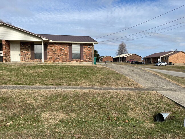 1012 Windview Pl, Unit 1014 B Windview Pl in Elizabethtown, KY - Foto de edificio - Building Photo