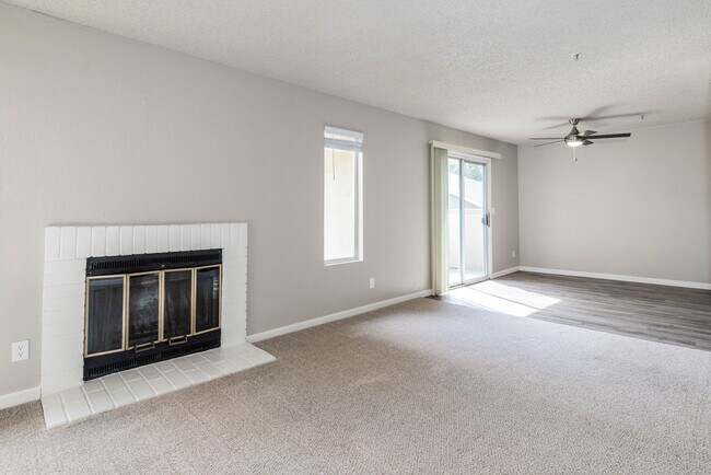 River Run in Vacaville, CA - Building Photo - Interior Photo